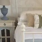 La Chaumière *