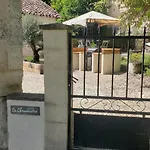 Hébergement de vacances La Chaumière Salles-Lavalette