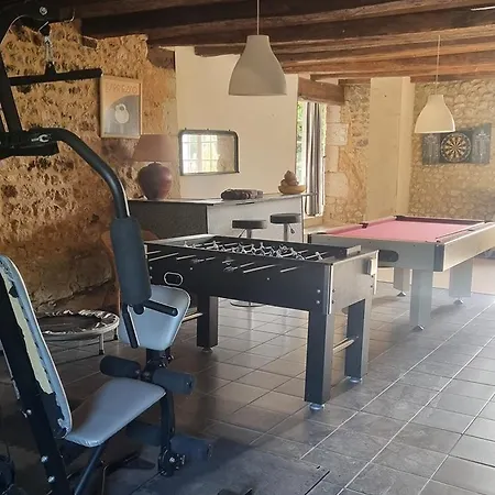 La Chaumiere *